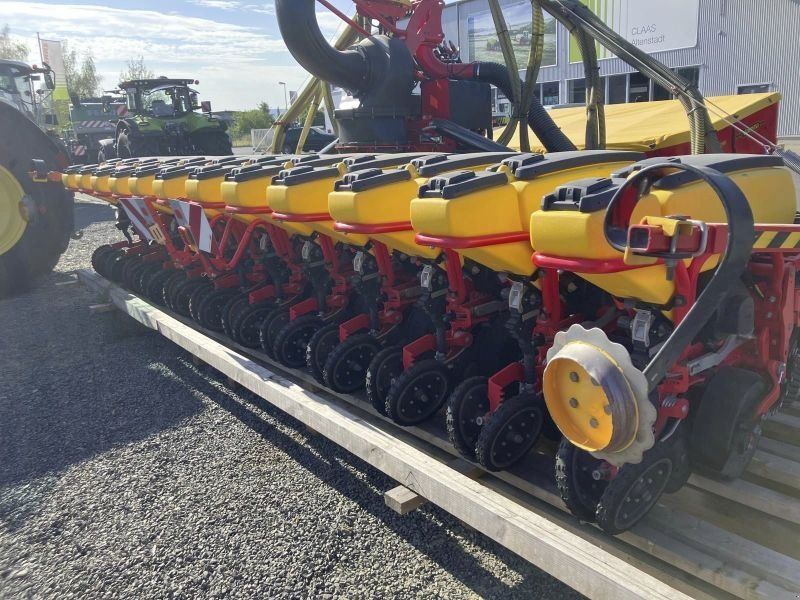 Väderstad TEMPO V TPV 12 + FH 2200