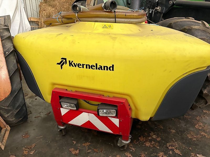 Kverneland Fronttank iXtra