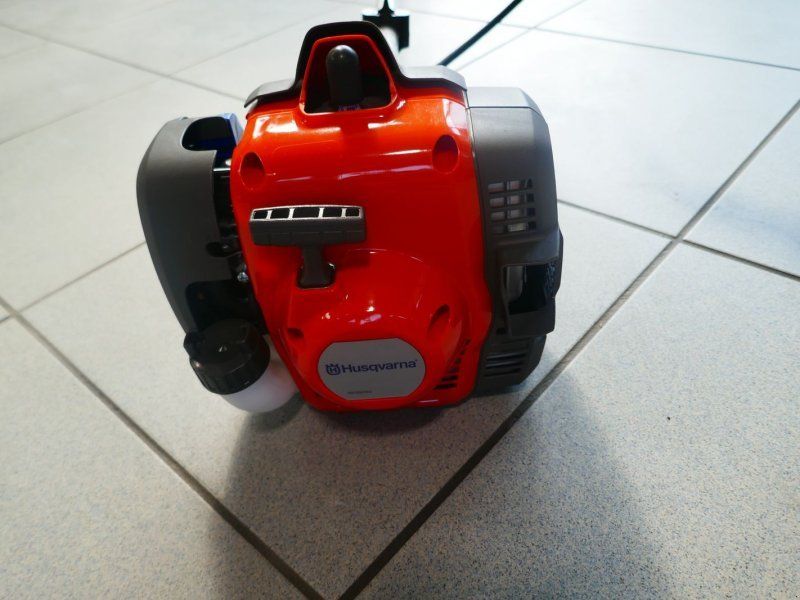Husqvarna 129 R