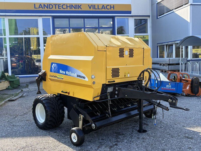 New Holland BR 6090
