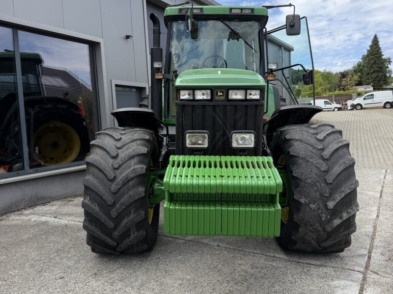 John Deere 8200 Power Shift