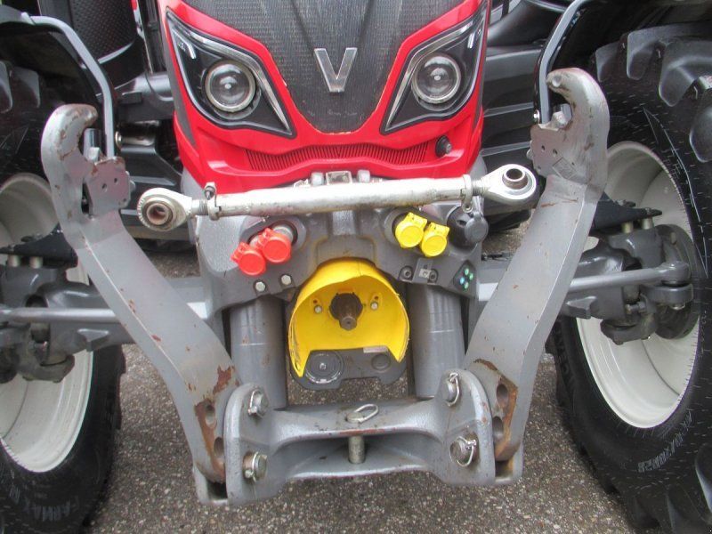 Valtra N134 (Stufe V)