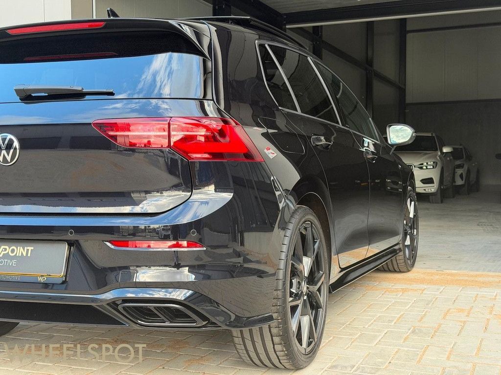 Volkswagen Golf 1.5 eTSI R-Line|Pano|H/K|IQ|Keyless|BOMVOL