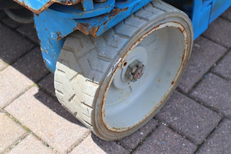 Genie GS1932 Electric, Working Height 7.8 m, 227kg Capac