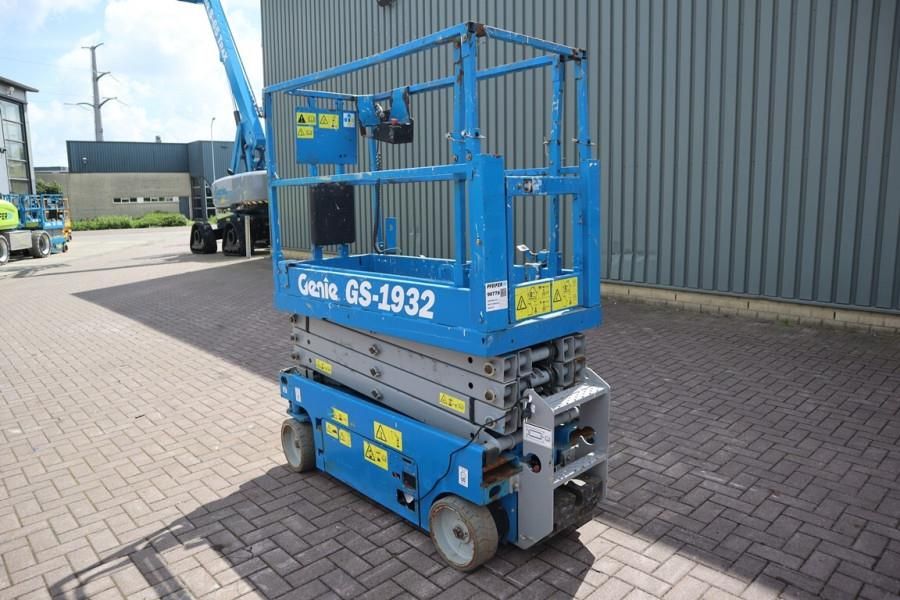 Genie GS1932 Electric, Working Height 7.8 m, 227kg Capac