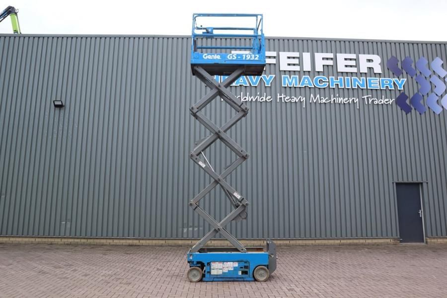 Genie GS1932 Electric, Working Height 7.8 m, 227kg Capac