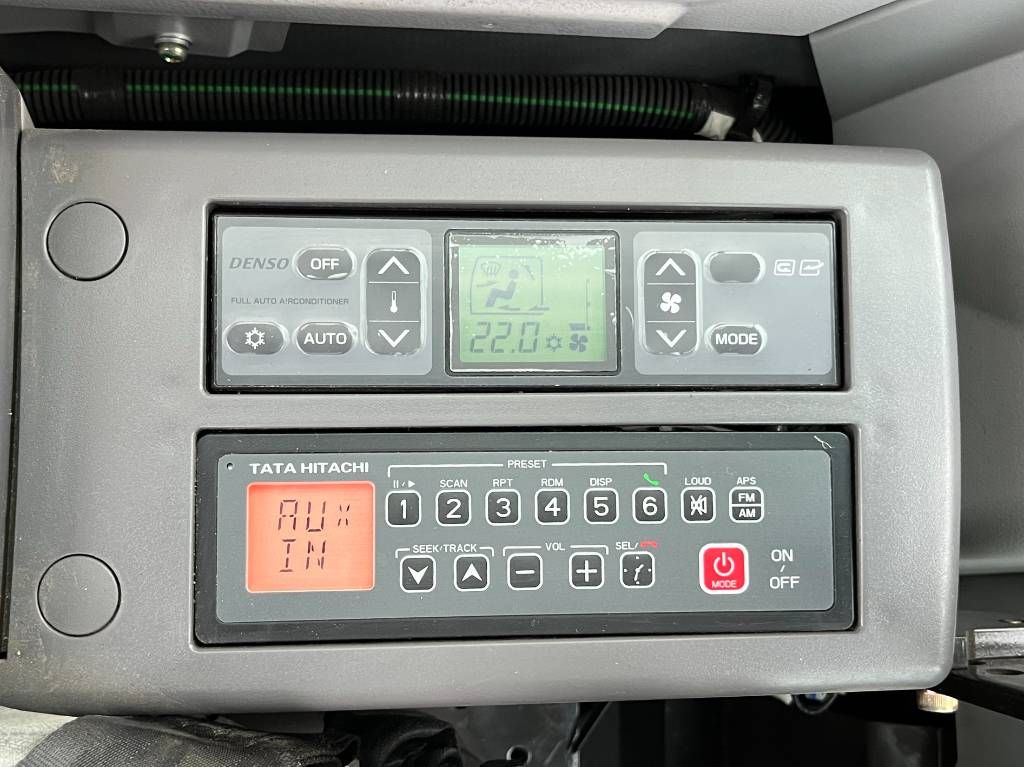 Hitachi EC350LC - New / CUMMINS ENGINE