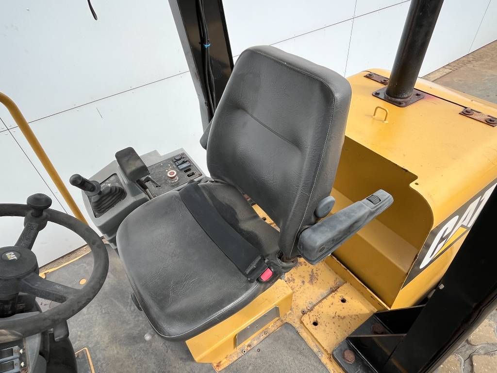 CAT CS533E - Good Overall Condition