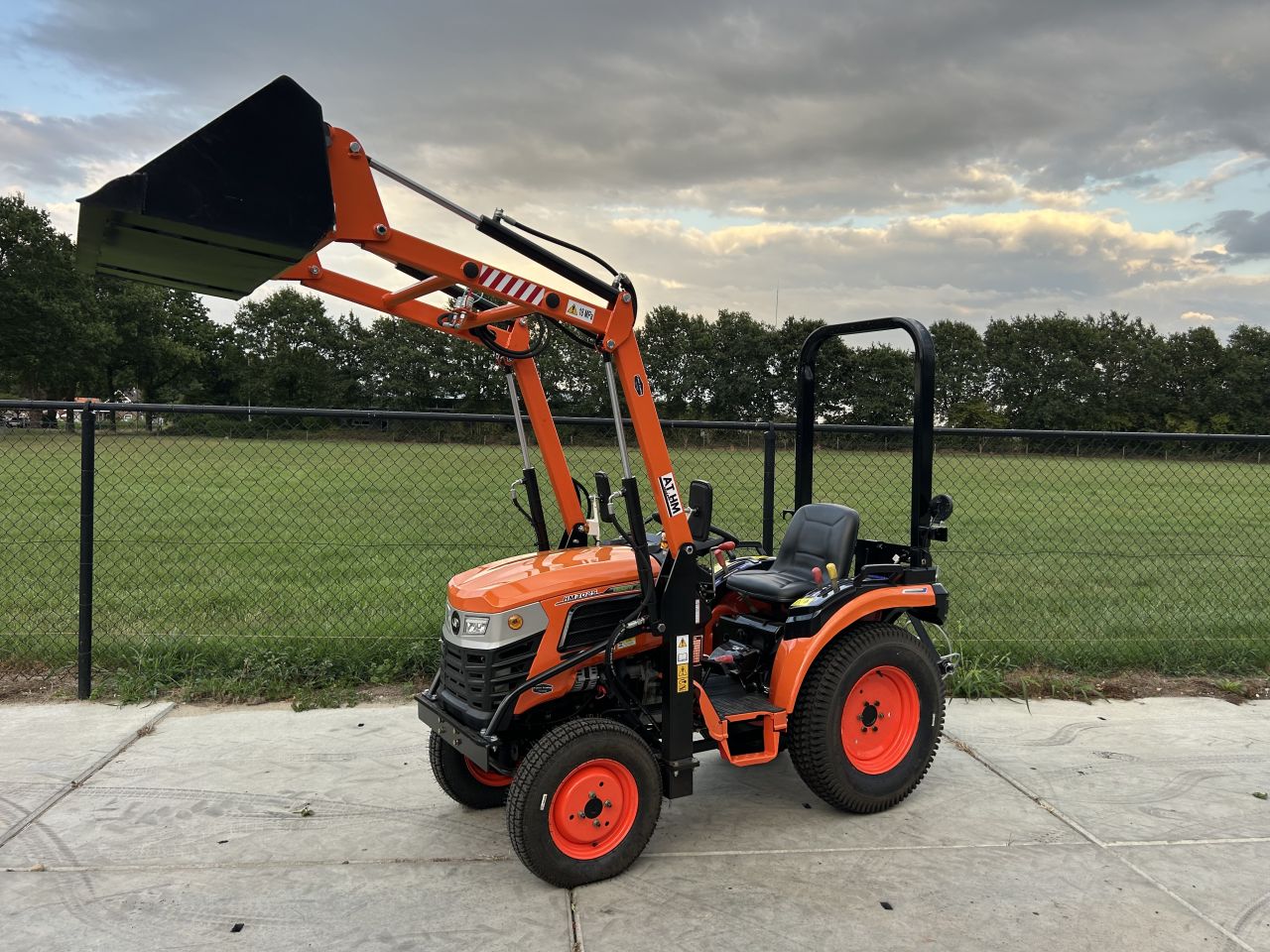 Hele mooie Hinomoto HM3025 (MARGE)