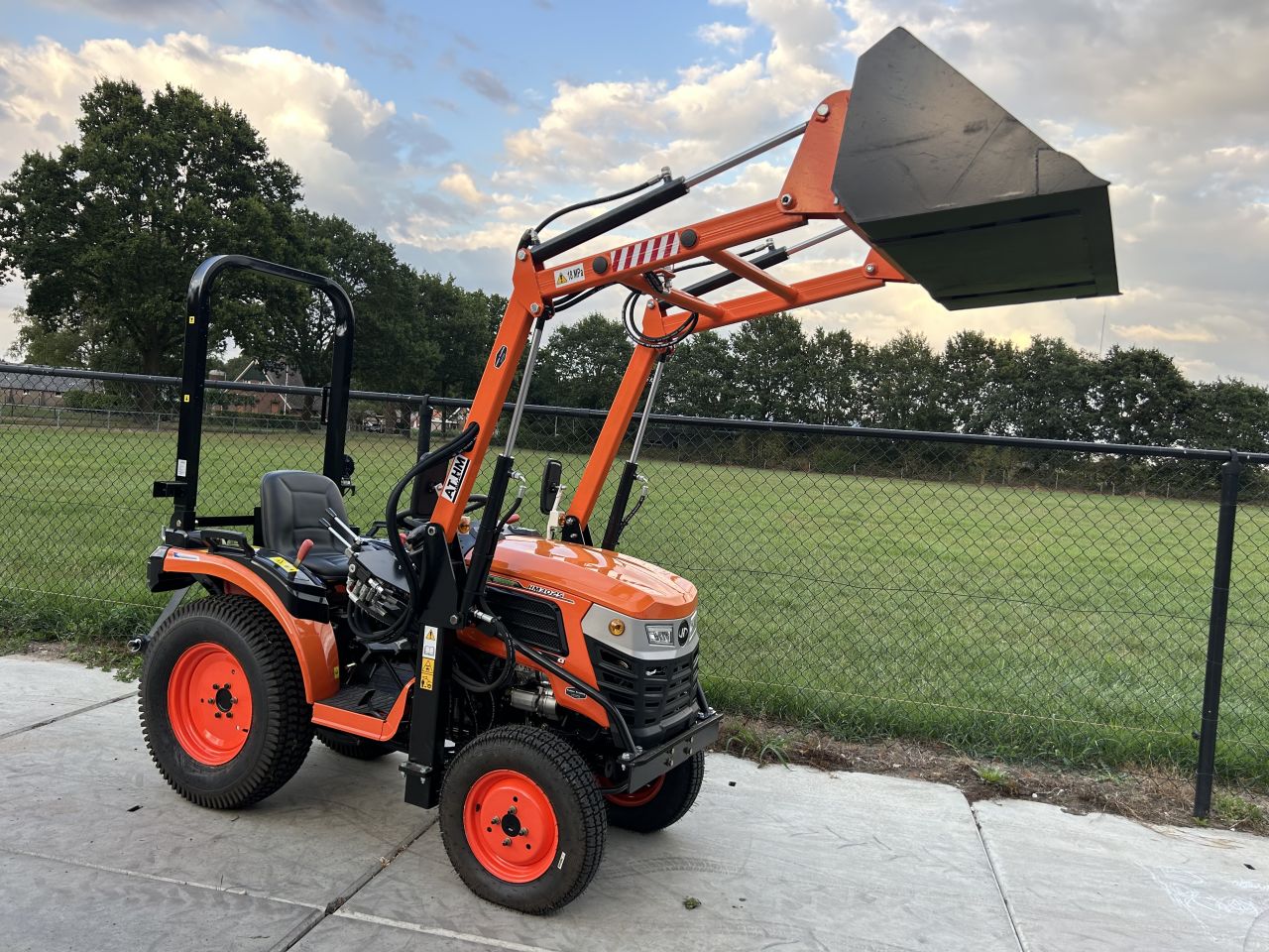 Hele mooie Hinomoto HM3025 (MARGE)