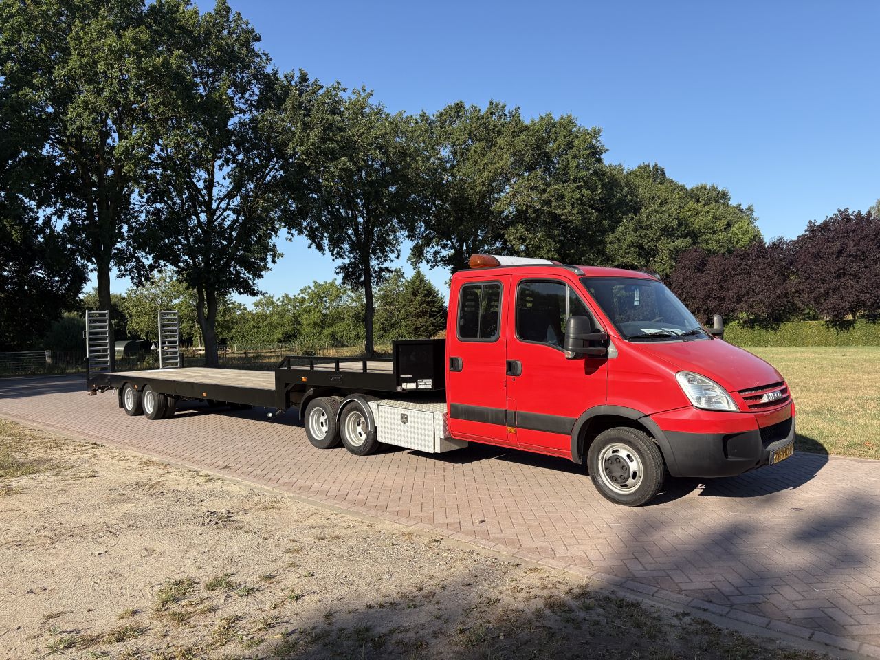 Be trekker Iveco Daily 40C18 N1 jeep-as - be oplegger 12 TON