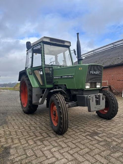 Fendt Farmer 304 LS Turbomatik – cabine – 2WD