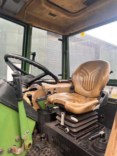 Fendt Farmer 304 LS Turbomatik – cabine – 2WD