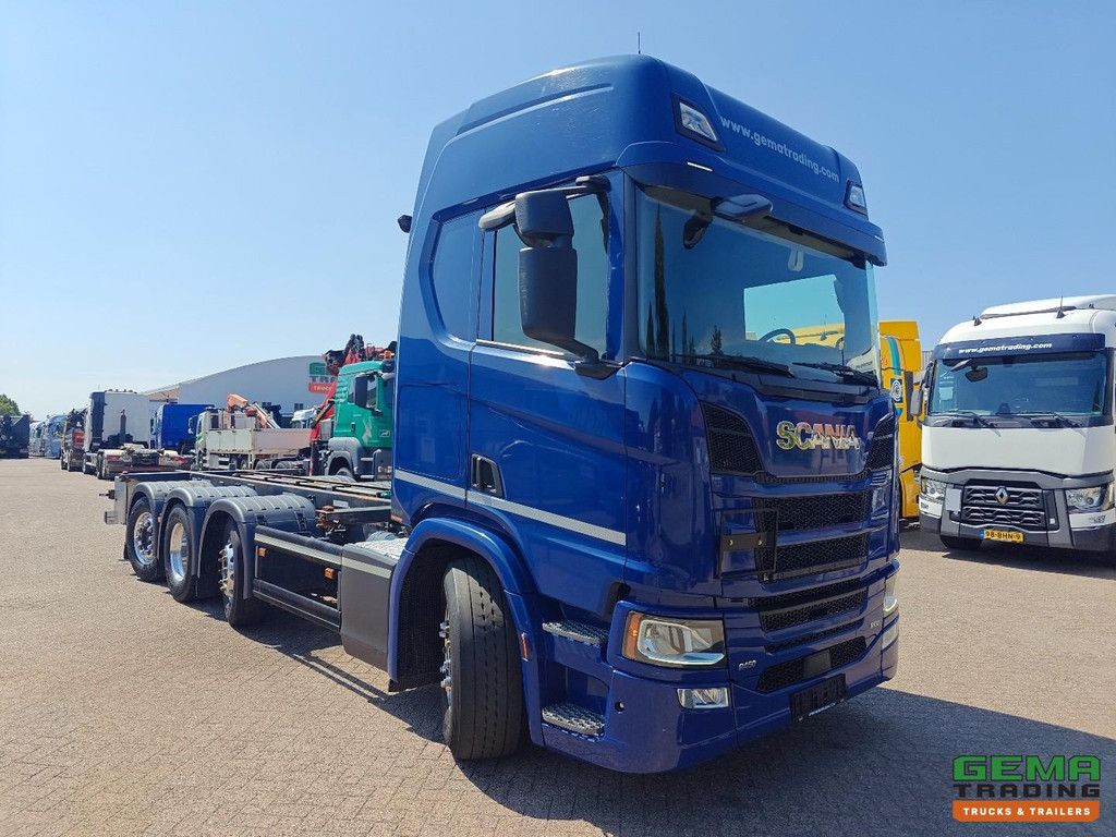 Scania R450 8x2/6 HighLineCR20H Euro6C - 20 Fuß - Retarder - Alcoa - Vollluft - StandAirco - SmartTacho V2