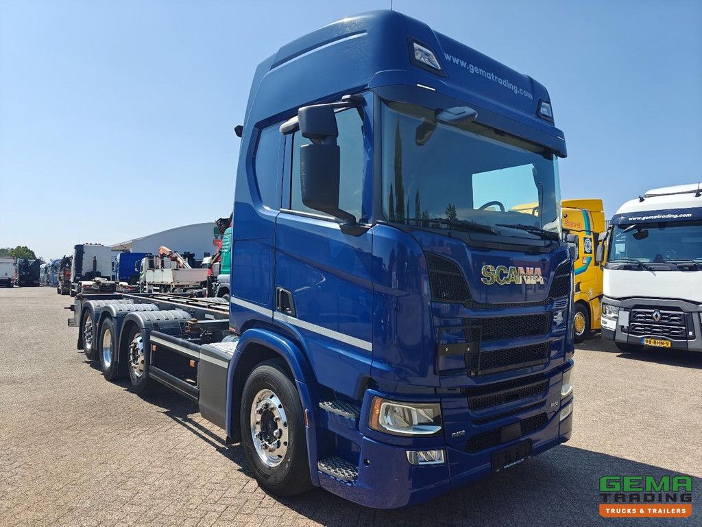 Scania R450 8x2/6 HighLineCR20H Euro6C - 20 Fuß - Retarder - Alcoa - Vollluft - StandAirco - SmartTacho V2