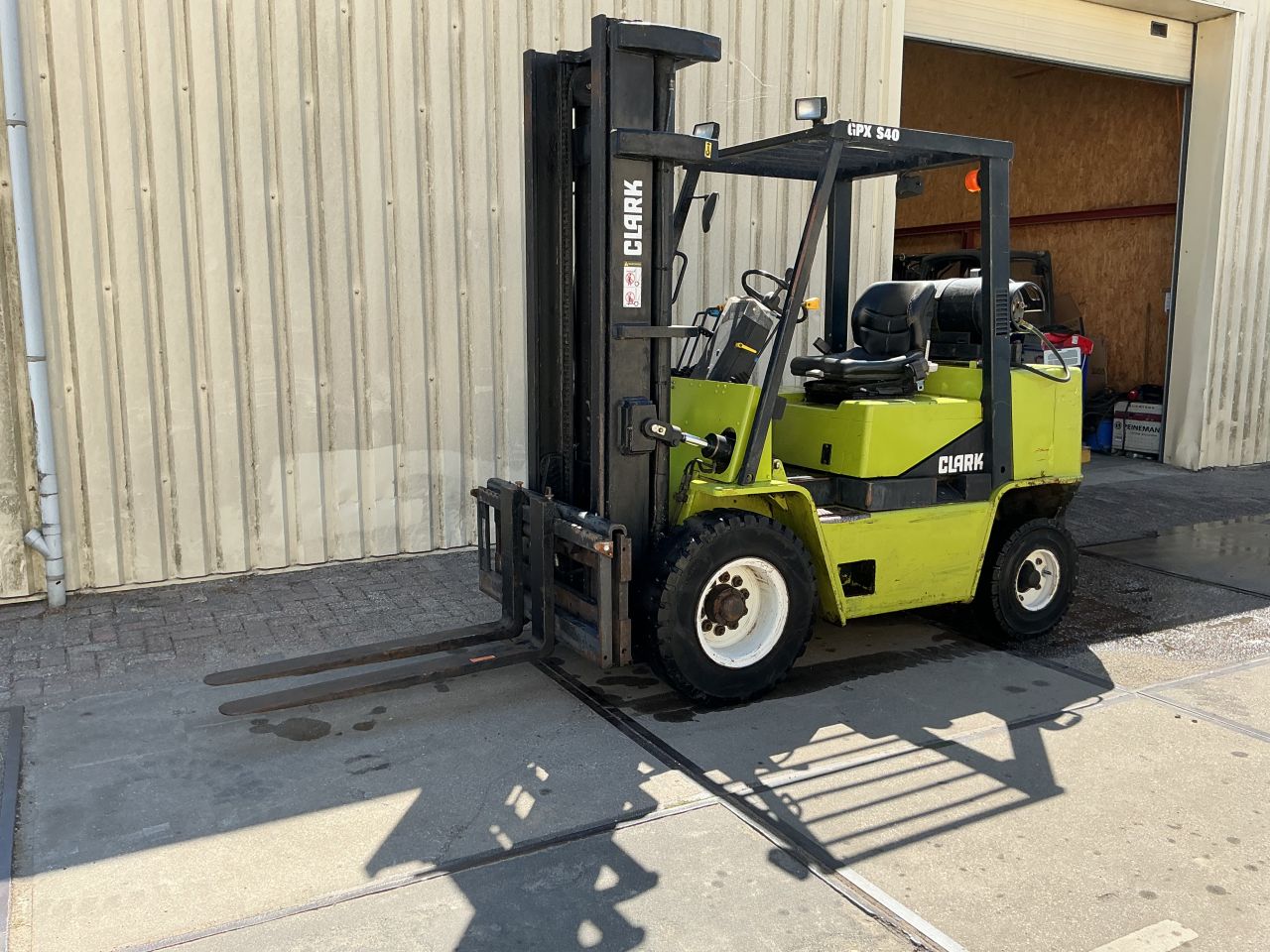 Te Koop Heftruck Clarc 4.0 Ton LPG