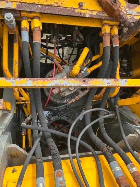 JCB JS 200 LC