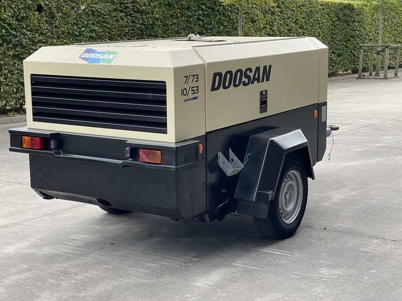Doosan 7 / 73