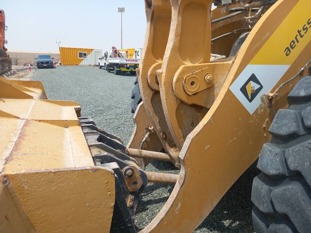 CAT 980 (EXW - Abu Dhabi)