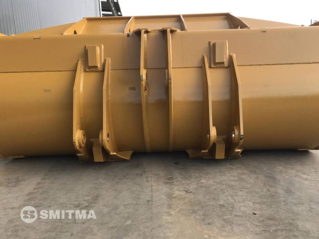 CAT 950M