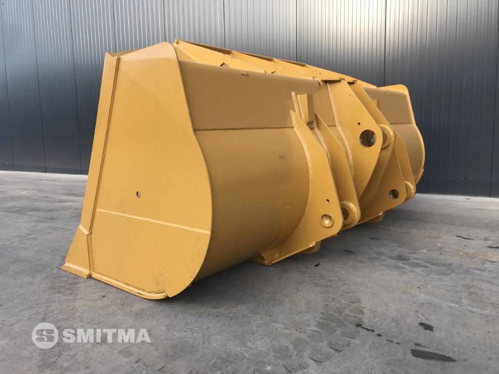 CAT 962M