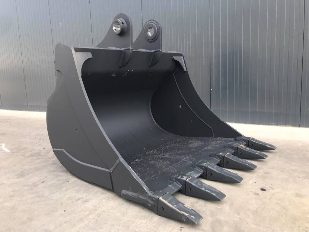 Volvo EC220