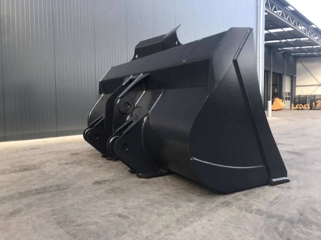Volvo L180F