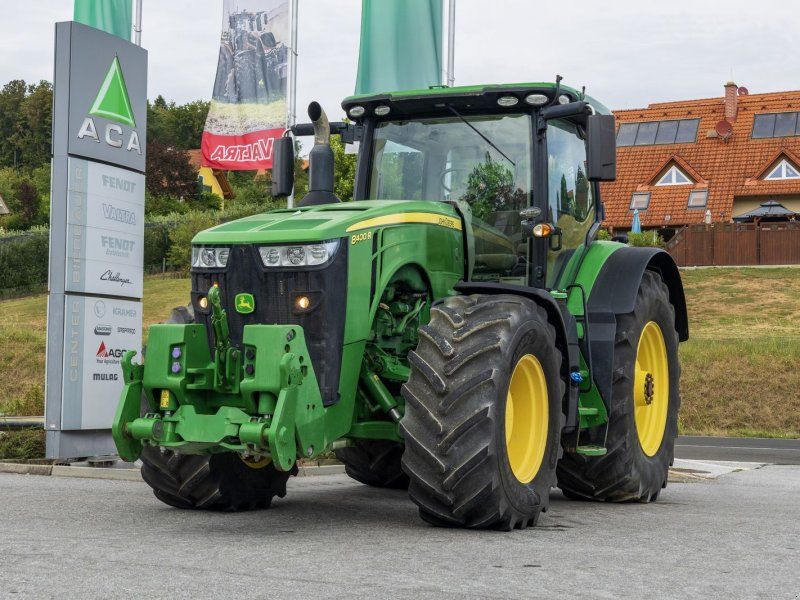 John Deere 8400R