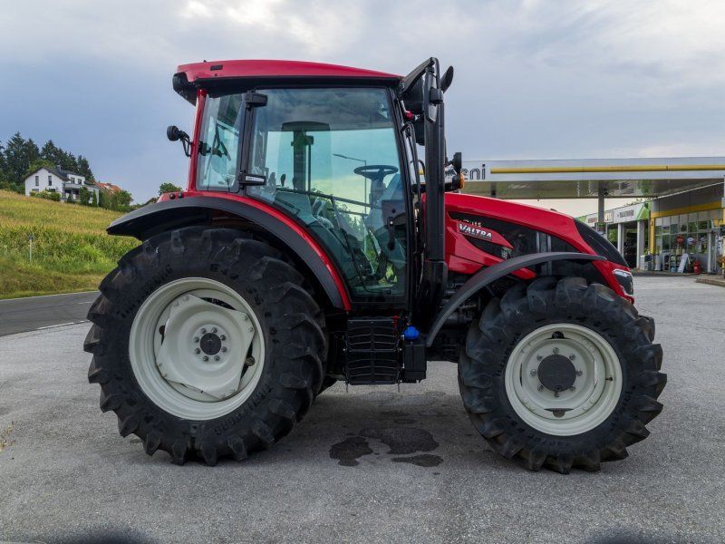 Valtra A 95