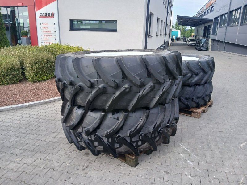 Maxam 600/65R38+480/65R28