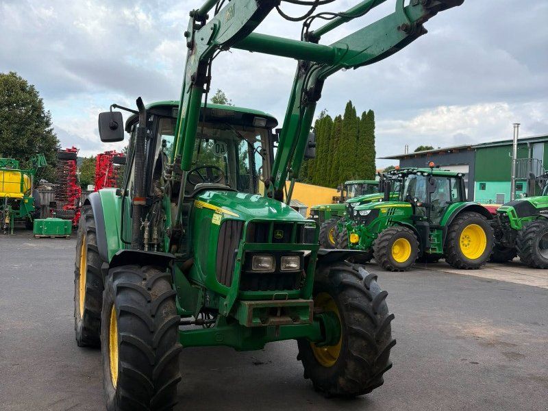 John Deere 6220SE