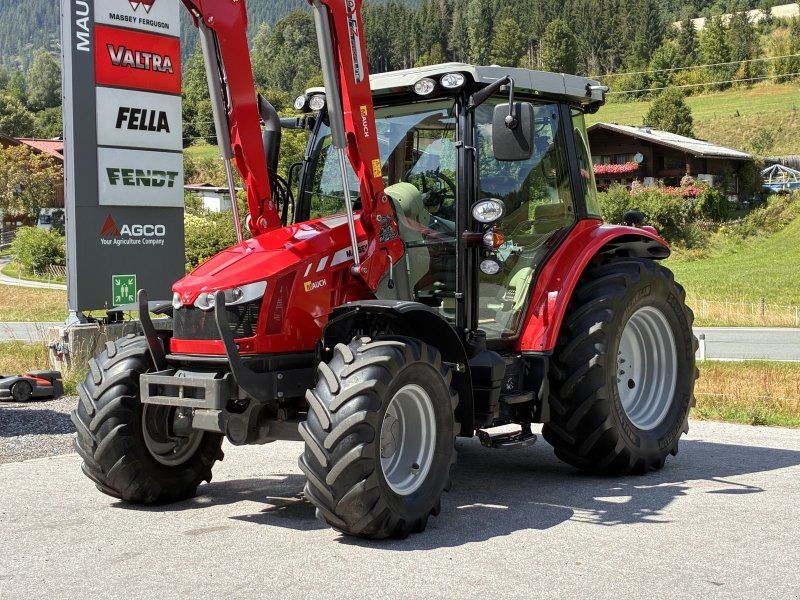 Massey Ferguson 5608 Dyna-4