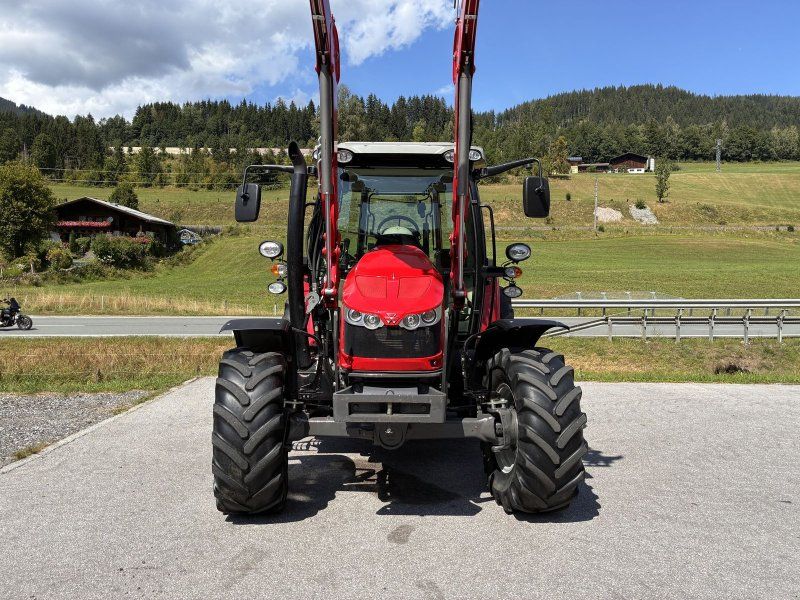 Massey Ferguson 5608 Dyna-4