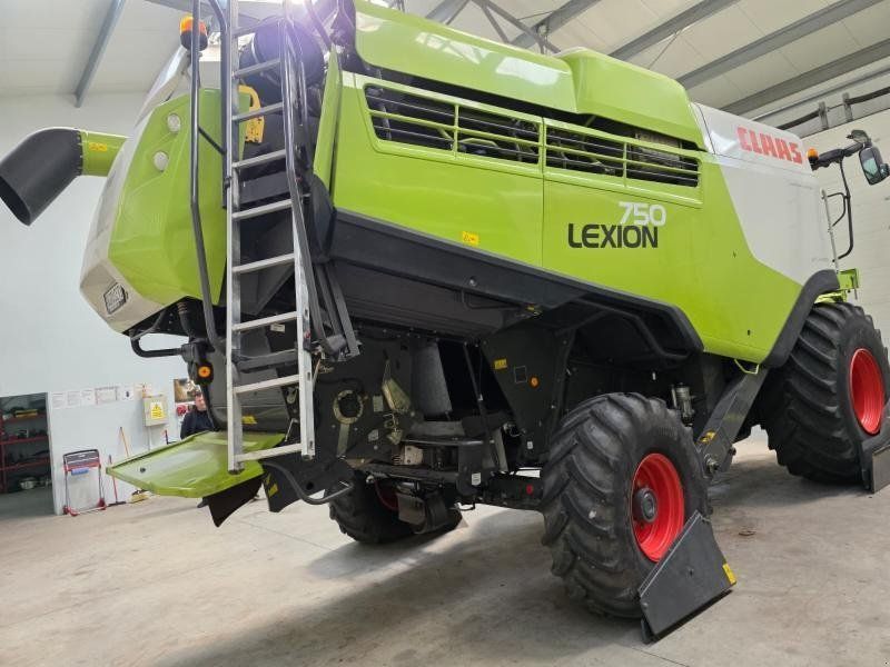 Claas LEXION 750