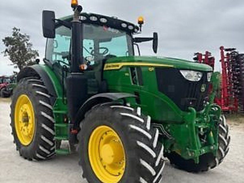 John Deere 6r195