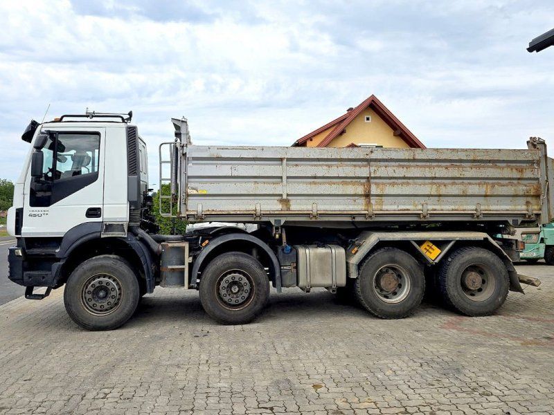 Iveco TRAKKER 450E6