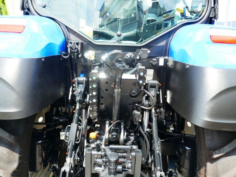 New Holland T5.110 Auto Command (Stage V)