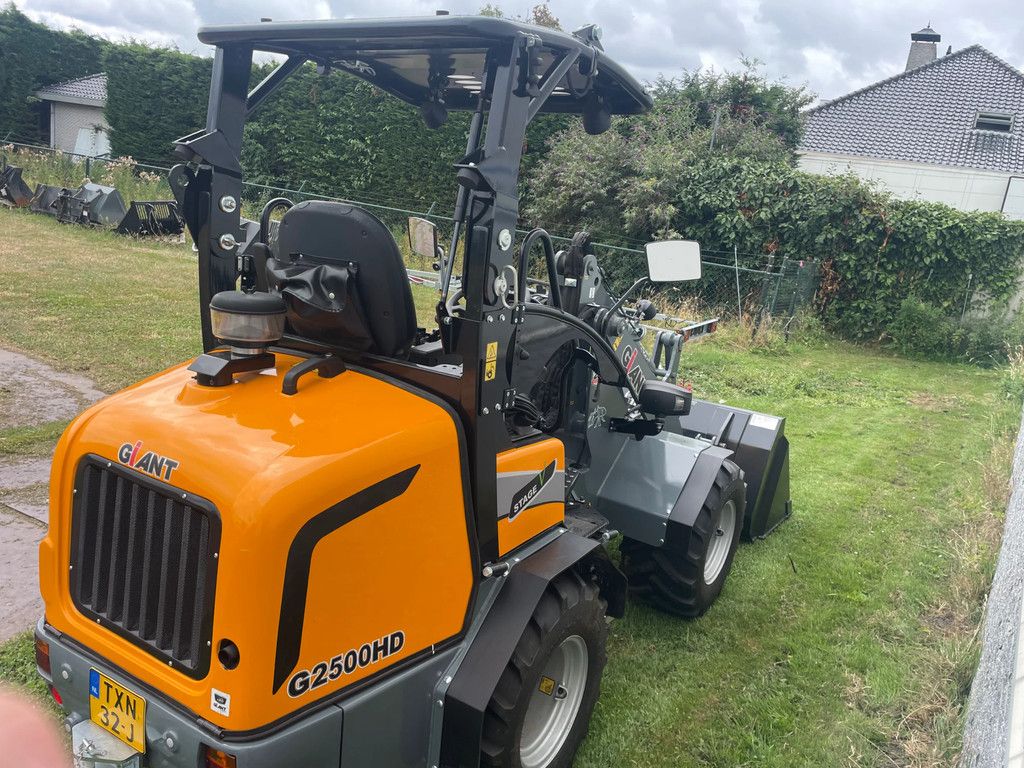 Giant giant G2500HD demo (137 uur )