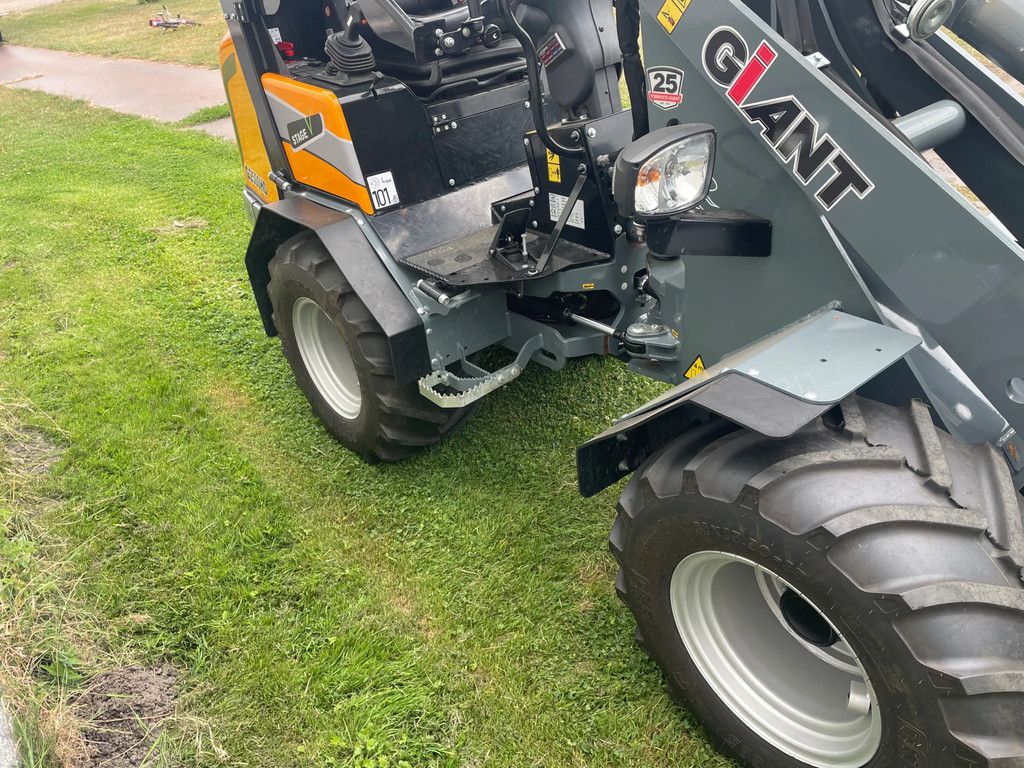 Giant giant G2500HD demo (137 uur )