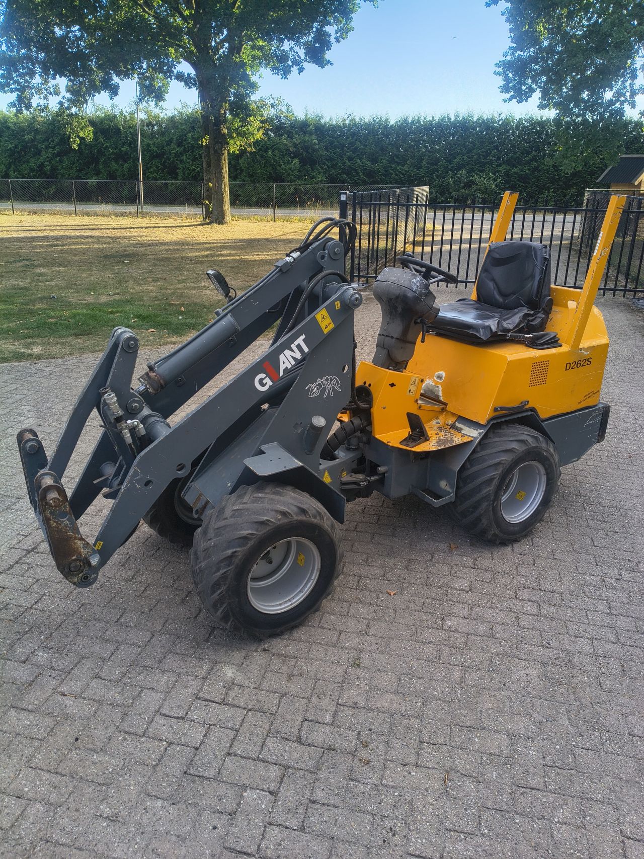 Giant 263s shovel schaffer weidemann