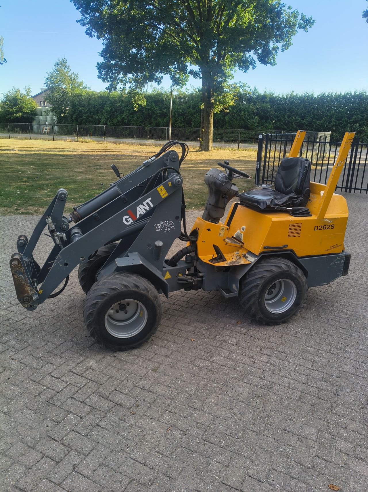 Giant 263s shovel schaffer weidemann