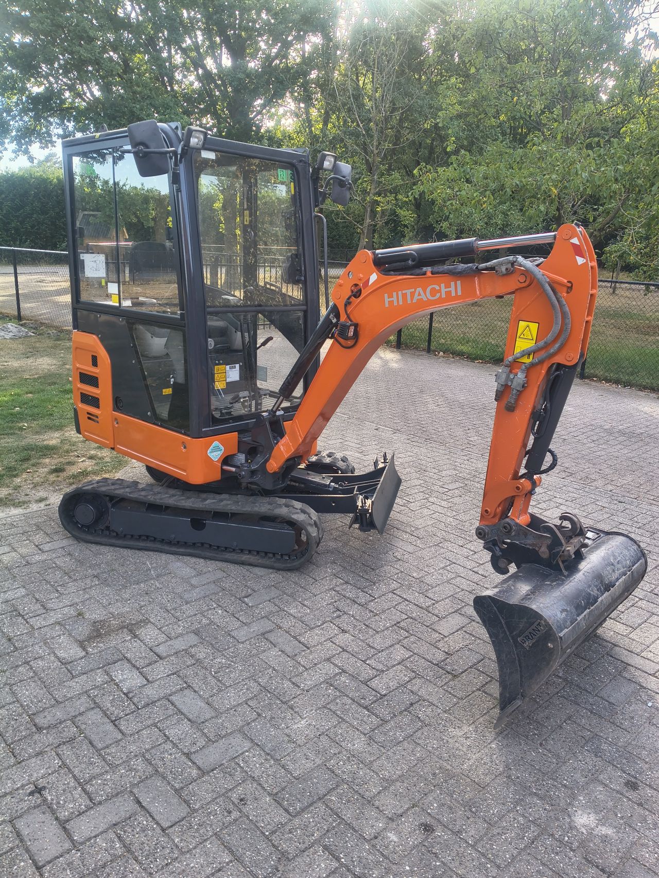 Hitachi zx19-5 2019 minigraver