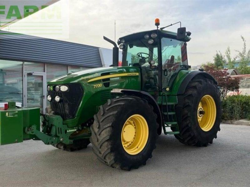 John Deere 7730