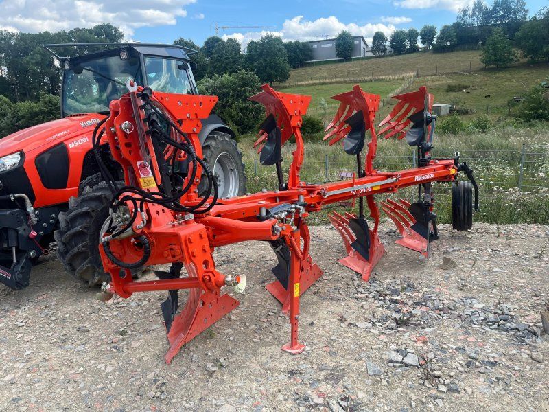 Kubota RM3000V4