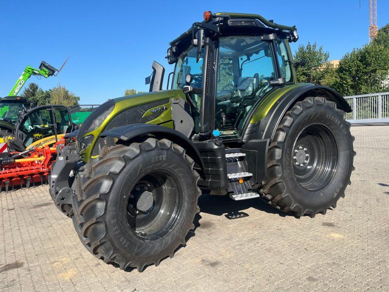 Valtra N175 D Forst m. Rüfa / Forstkabine