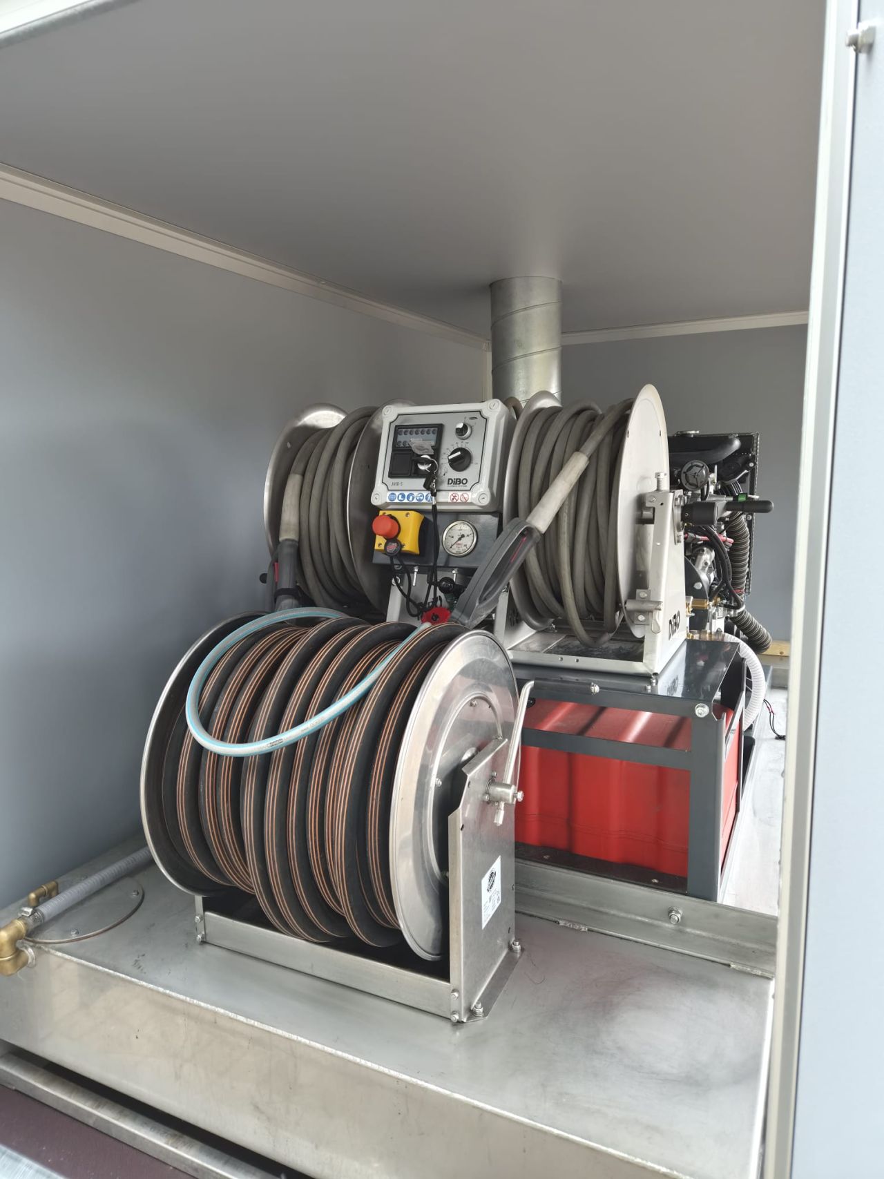 Dibo warmwater hogedrukreiniger JMB-S 350/18 basic trailer