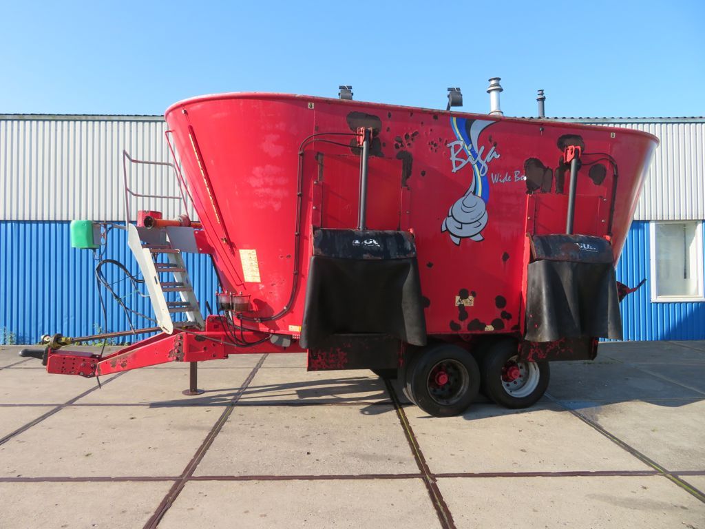 Peecon VMW 320 voermengwagen