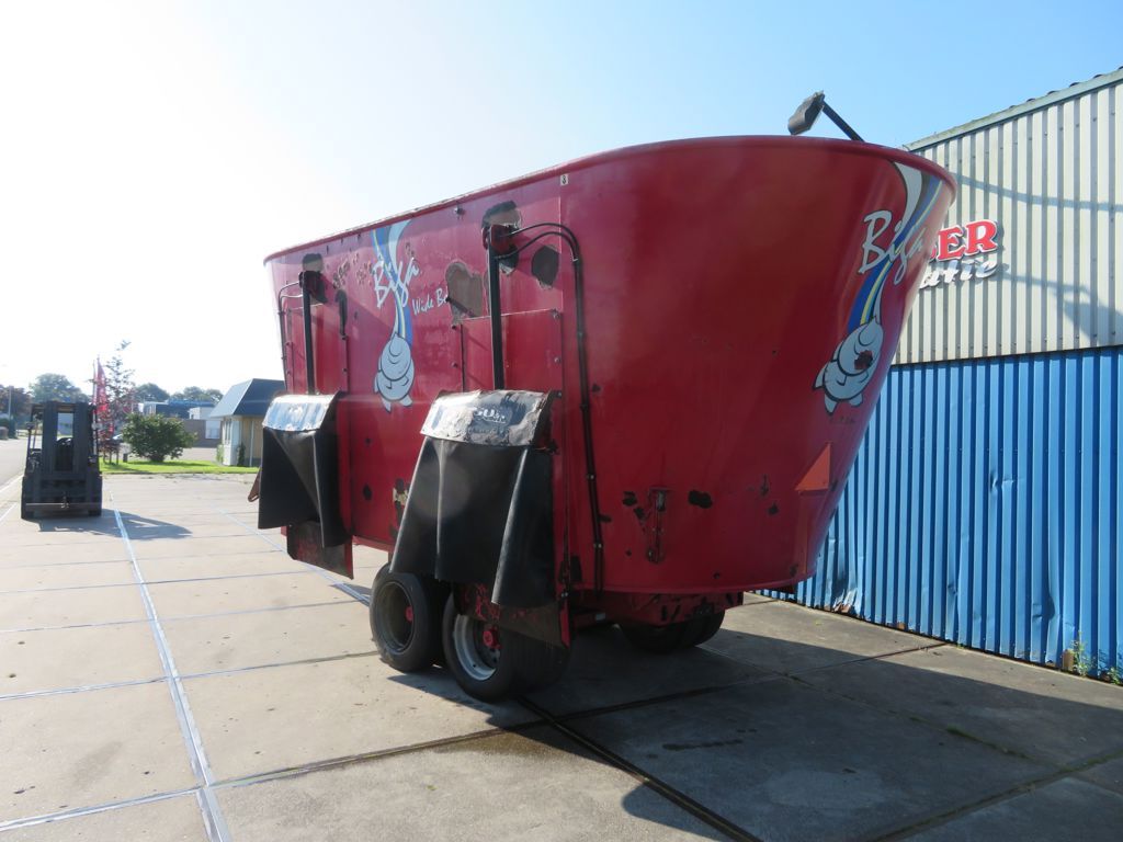 Peecon VMW 320 voermengwagen