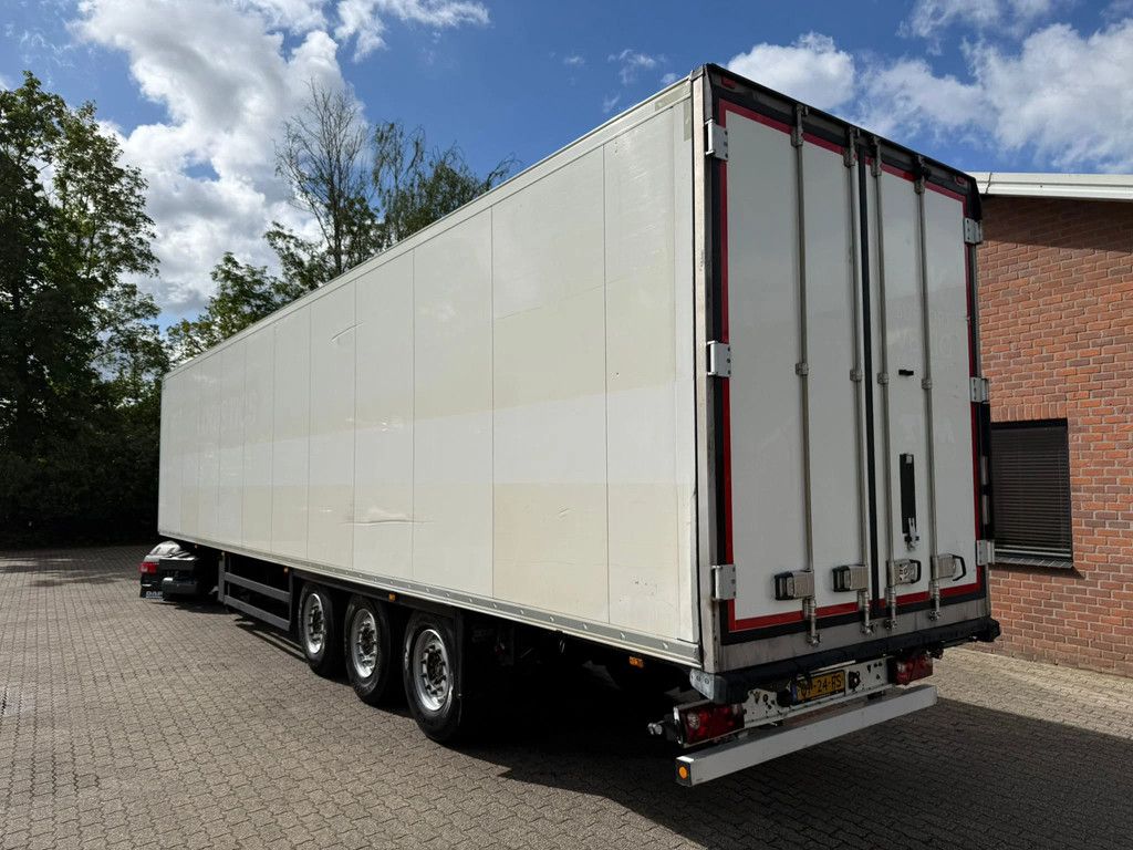 Schmitz Cargobull SKO 24 5x Meatrails Rohrbahnen Fleisch Carrier Vector 1950MT NL Trailer APK/TUV 01-08-2026