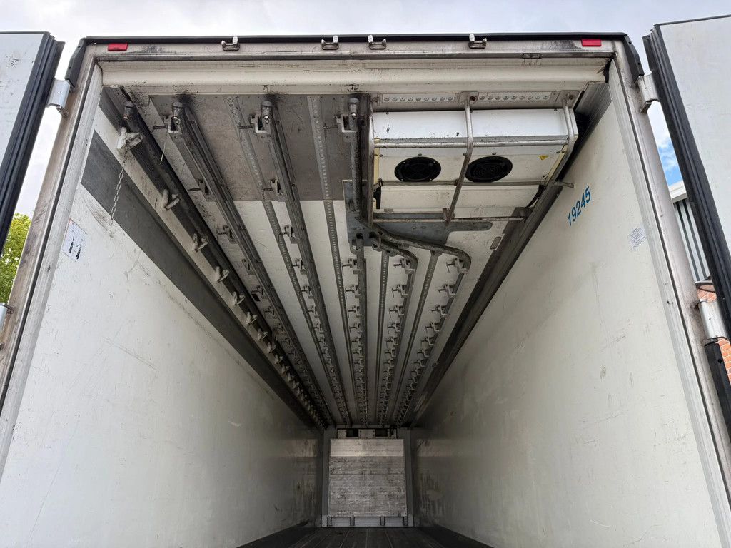 Schmitz Cargobull SKO 24 5x Meatrails Rohrbahnen Fleisch Carrier Vector 1950MT NL Trailer APK/TUV 01-08-2026
